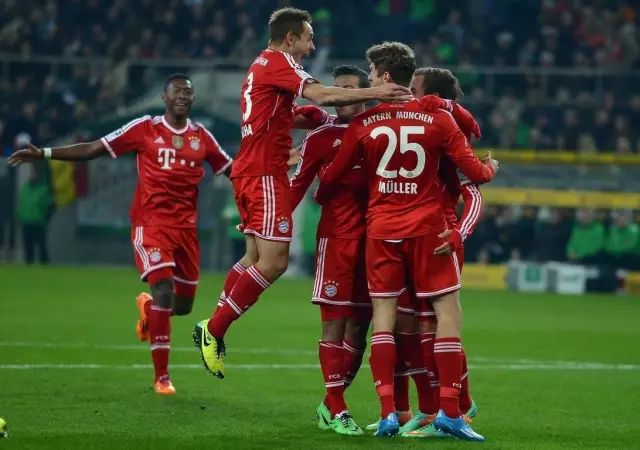  诺伊尔神级扑救助力拜仁稳固德甲防守王座